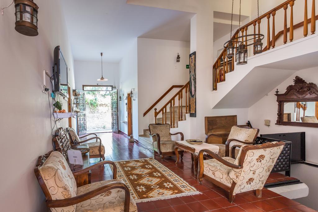 Mavi & Ani Pansiyon Antalya Exterior photo